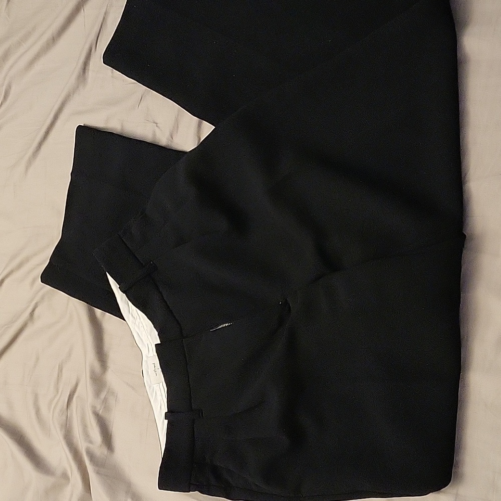 Aritzia Wilfred Effortless Pant